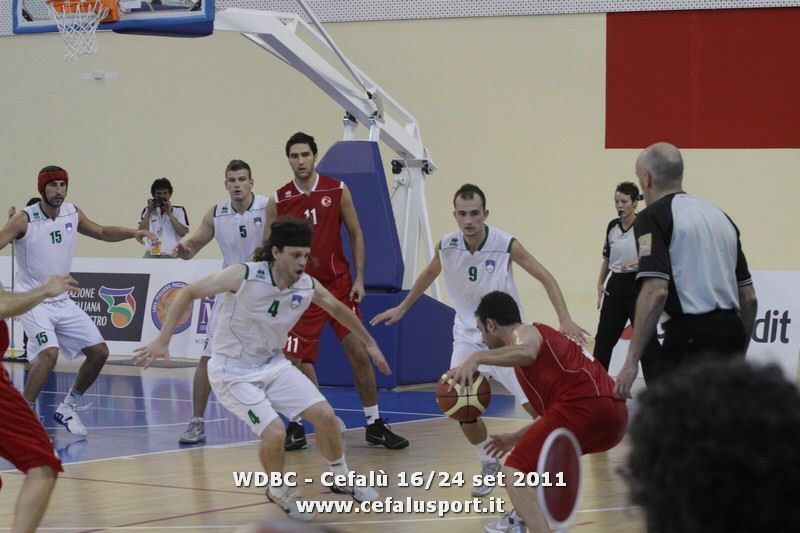 110923 basket 139_tn.jpg